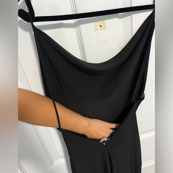 Day and Night Mini classic Black dress, low back, droopy front. - Picture 6 of 6